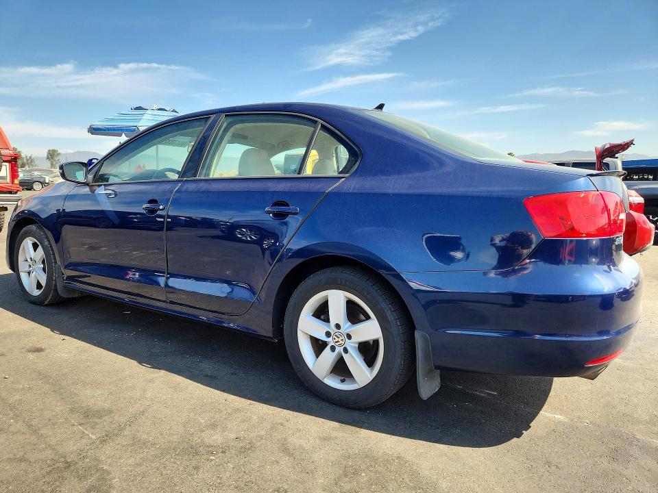 2012 Volkswagen Jetta მანქანა იყიდება აუქციონზე, vin: 3VW3L7AJ1CM398841, აუქციონის ნომერი: 65738326