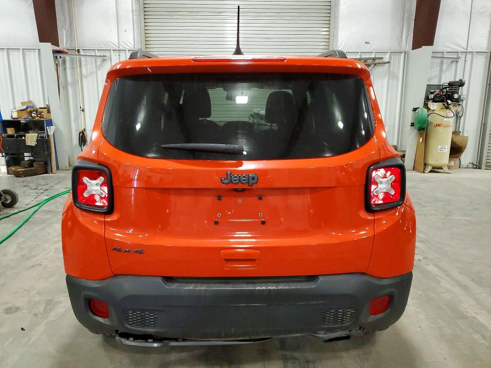 64826316 :رقم المزاد ، ZACNJDBB1MPM53873 vin ، 2021 Jeep Renegade مزاد بيع