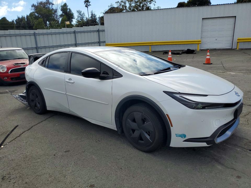 64682956 :رقم المزاد ، JTDACACU4R3039038 vin ، 2024 Toyota Prius Prime مزاد بيع