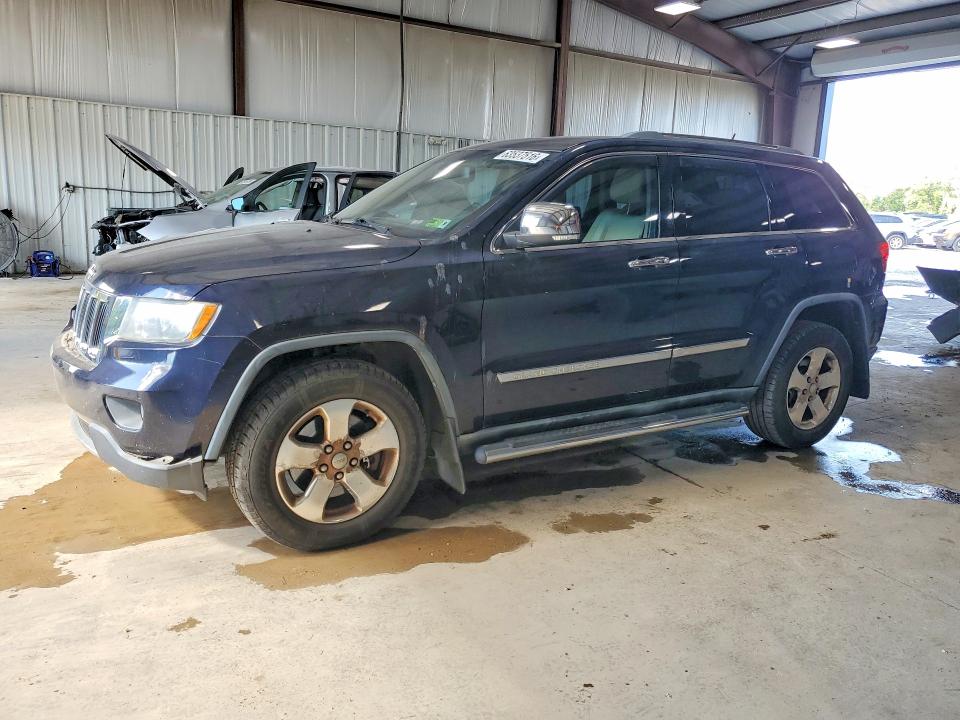 63537516 :رقم المزاد ، 1J4RR5GT2BC602310 vin ، 2011 Jeep Grand Cherokee مزاد بيع