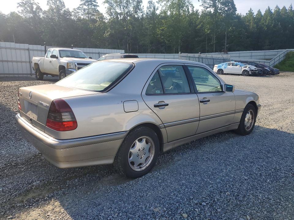 65162666 :رقم المزاد ، WDBHA24G2XA682059 vin ، 1999 Mercedes-benz C مزاد بيع