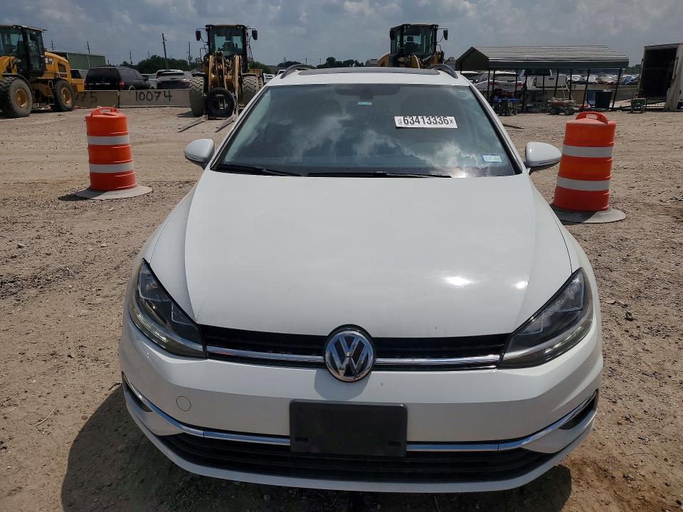 63413336 :رقم المزاد ، 3VWD17AU2JM751525 vin ، 2018 Volkswagen Golf Sportwagen مزاد بيع