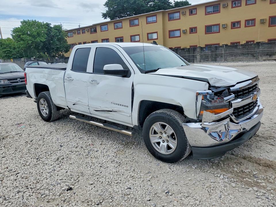 63905496 :رقم المزاد ، 1GCRCREC8JZ153258 vin ، 2018 Chevrolet Silverado مزاد بيع