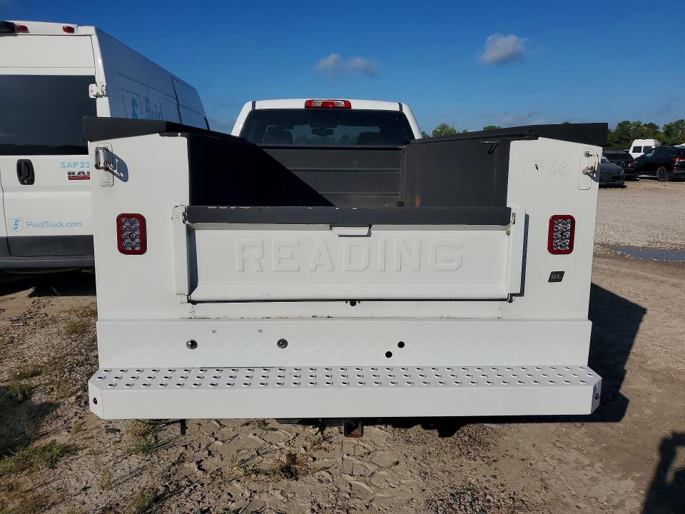 Продаж на аукціоні авто 2018 Chevrolet Silverado, vin: 1GB2CUEG7JZ335674, номер лоту: 63124936