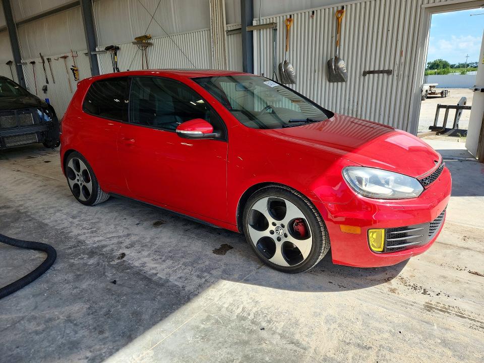 65450906 :رقم المزاد ، WVWEV7AJ8BW232613 vin ، 2011 Volkswagen Gti مزاد بيع