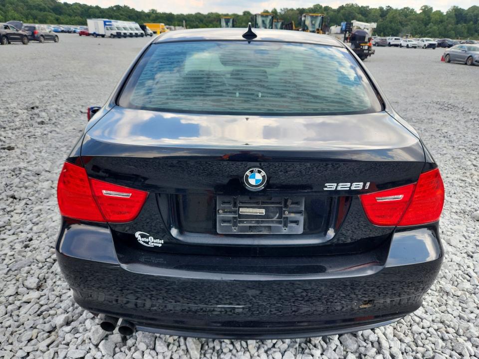 Продаж на аукціоні авто 2011 Bmw 328, vin: WBAPH7C5XBE460082, номер лоту: 64717086