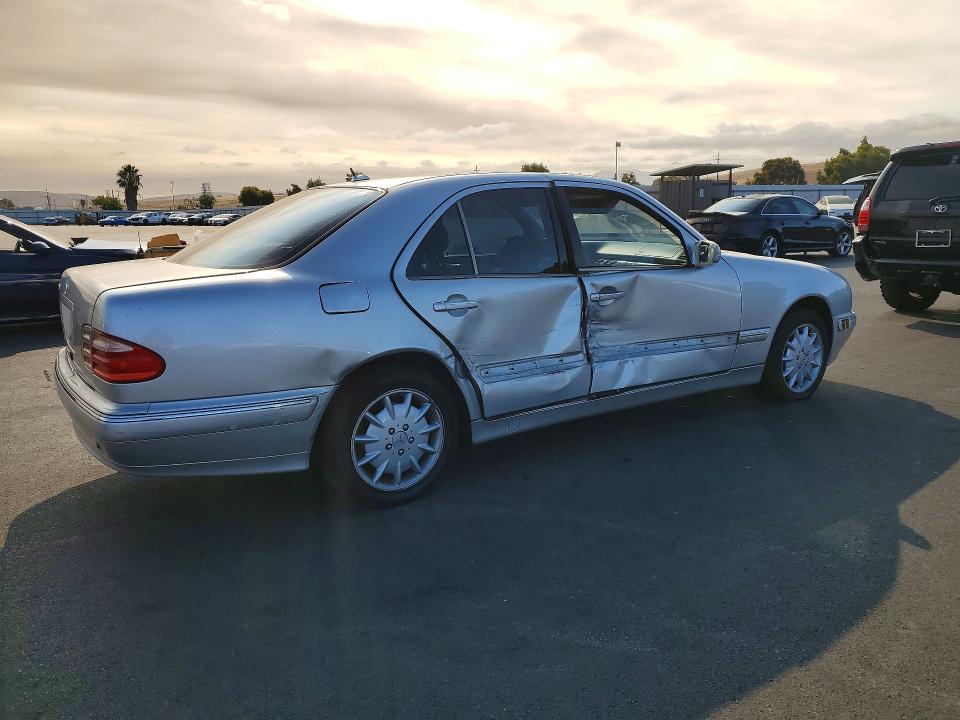 Продаж на аукціоні авто 2000 Mercedes-benz E, vin: WDBJF65J8YB090763, номер лоту: 67258896