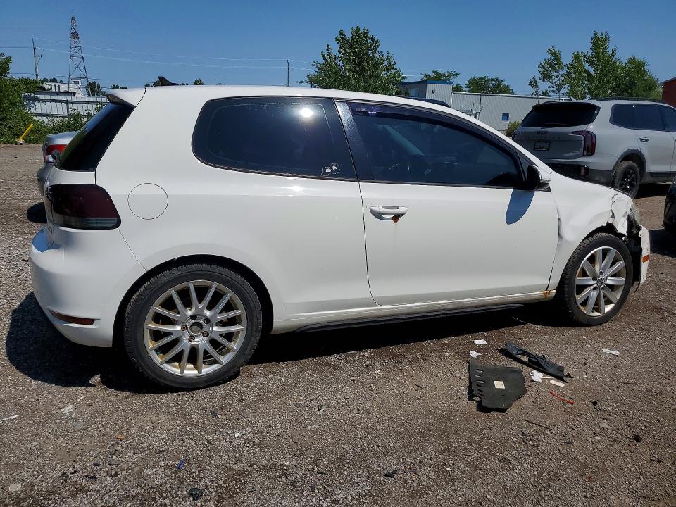 61945736 :رقم المزاد ، WVWBA7AJ6BW104322 vin ، 2011 Volkswagen Golf مزاد بيع
