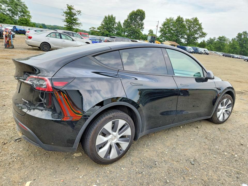 Продажа на аукционе авто 2023 Tesla Model Y, vin: 7SAYGAEE9PF869896, номер лота: 65849826