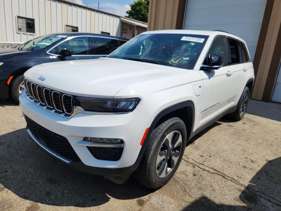 Продаж на аукціоні авто 2024 Jeep Grand Cherokee, vin: 1C4RJYB69RC115776, номер лоту: 64537286