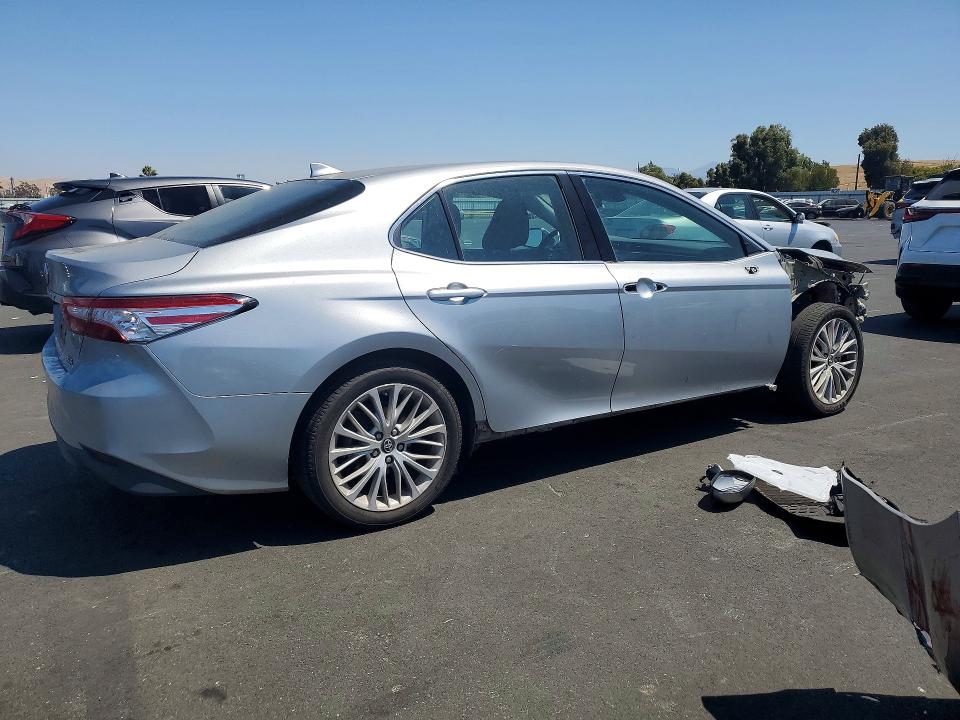 Продаж на аукціоні авто 2019 Toyota Camry Hybrid, vin: 4T1B21HK2KU517712, номер лоту: 63440486