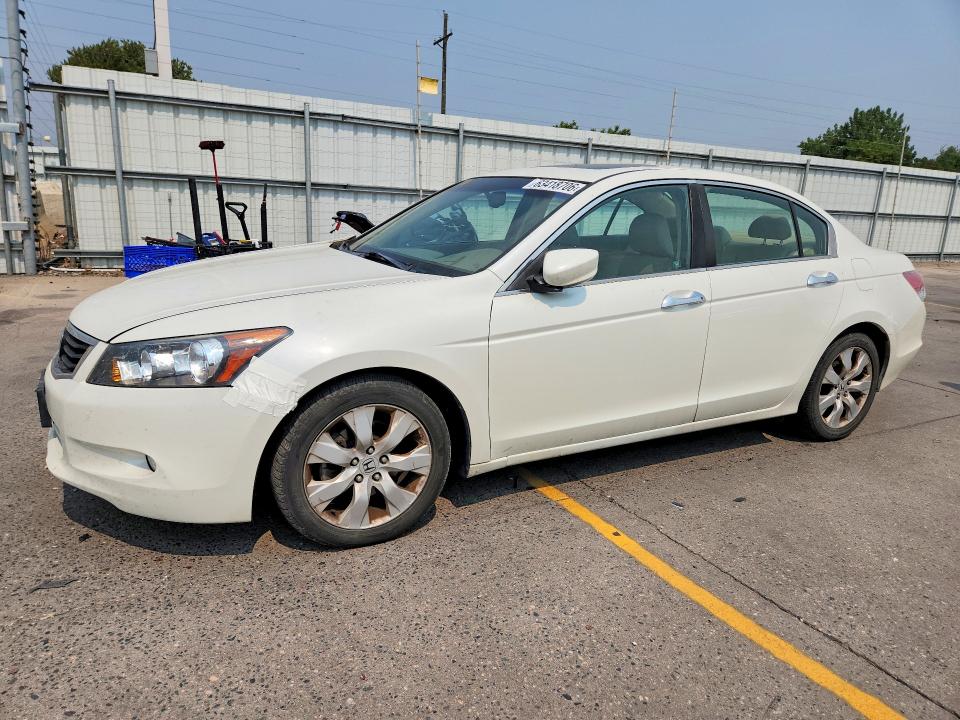 63418706 :رقم المزاد ، 1HGCP3F87AA024834 vin ، 2010 Honda Accord مزاد بيع