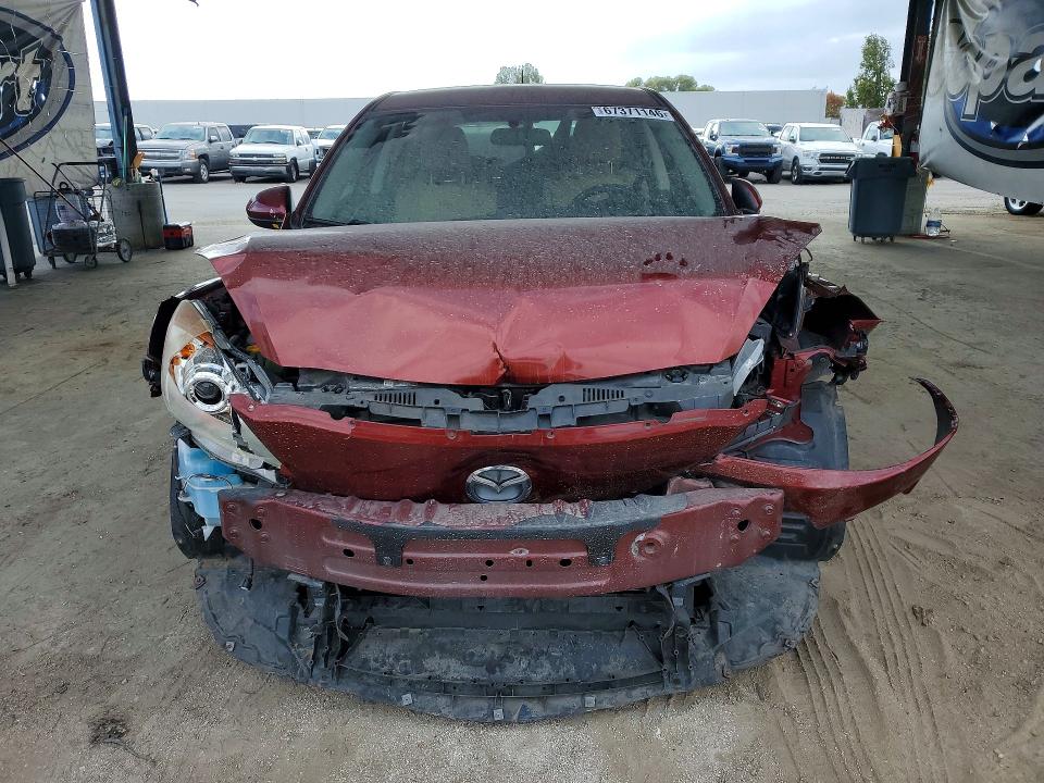 67371146 :رقم المزاد ، JM1BL1K66B1413870 vin ، 2011 Mazda 3 مزاد بيع