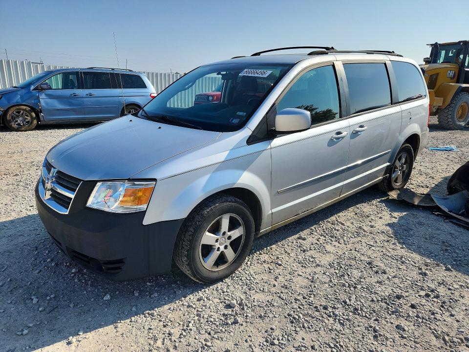 66666496 :رقم المزاد ، 2D4RN5D12AR215740 vin ، 2010 Dodge Grand Caravan مزاد بيع