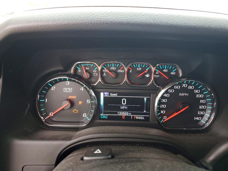 65225526 :رقم المزاد ، 1GNSKHKC8HR152891 vin ، 2017 Chevrolet Suburban مزاد بيع