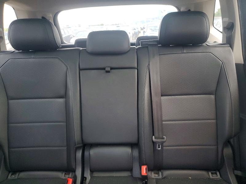 63495416 :رقم المزاد ، 3VV2B7AX6KM062821 vin ، 2019 Volkswagen Tiguan مزاد بيع