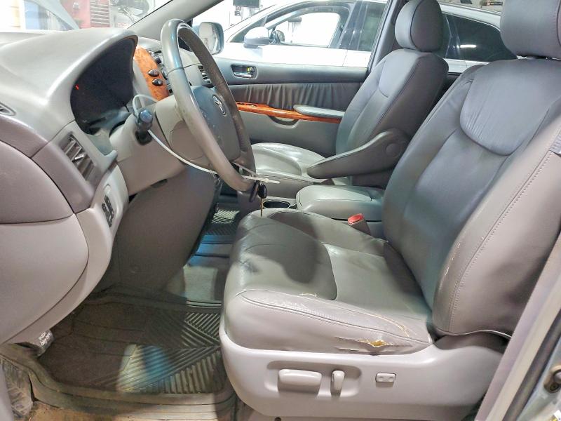 Продажа на аукционе авто 2006 Toyota Sienna, vin: 5TDBA22C76S069170, номер лота: 64498746