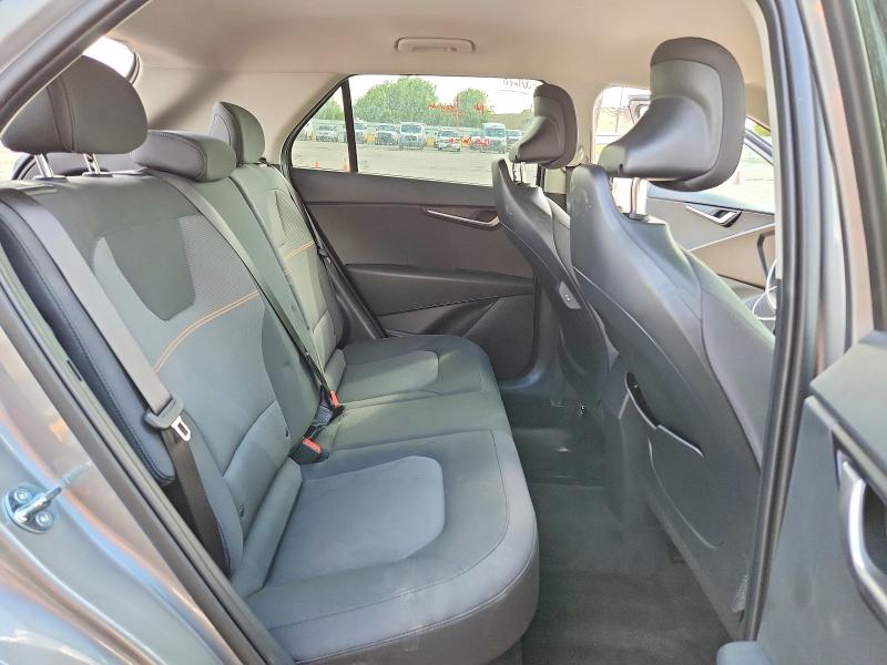 2026 Kia Niro მანქანა იყიდება აუქციონზე, vin: KNDCP3LE9T5362143, აუქციონის ნომერი: 64691416