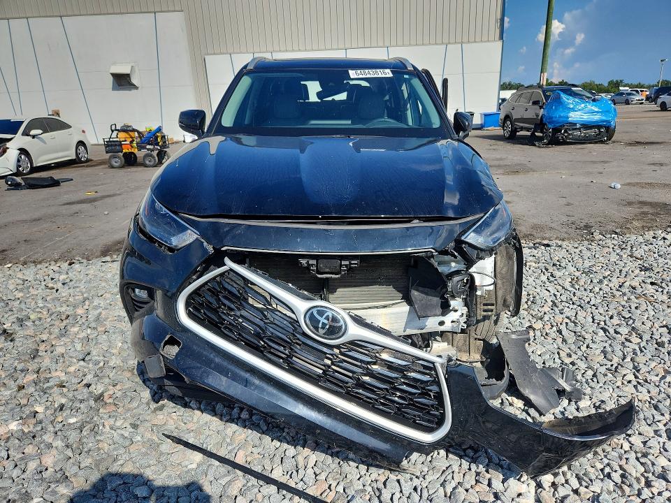 Продаж на аукціоні авто 2024 Toyota Highlander, vin: 5TDKDRBH5RS555847, номер лоту: 64843816