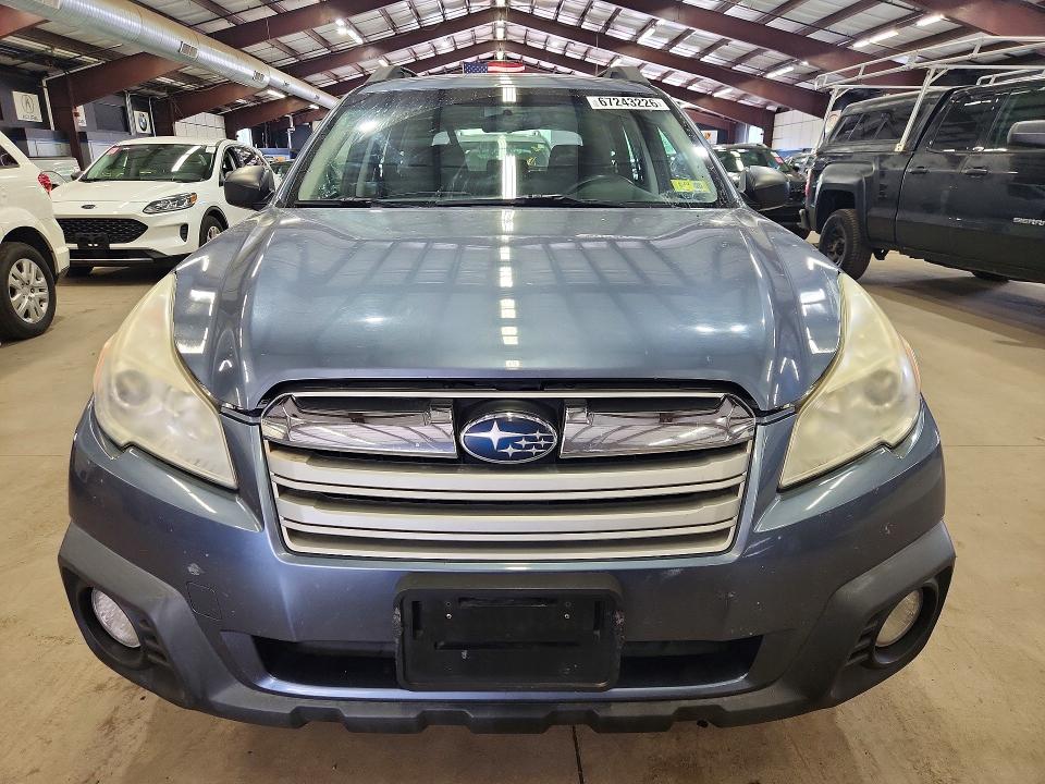 67243226 :رقم المزاد ، 4S4BRBAC8E3262806 vin ، 2014 Subaru Outback مزاد بيع
