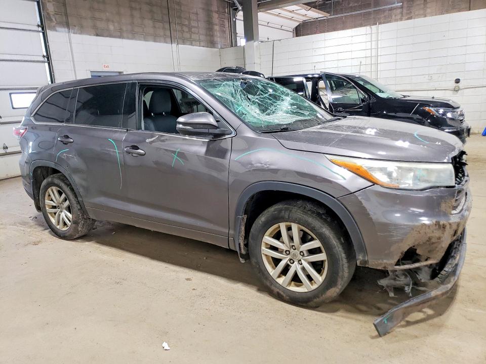 2015 Toyota Highlander მანქანა იყიდება აუქციონზე, vin: 5TDBKRFH6FS145649, აუქციონის ნომერი: 63499386