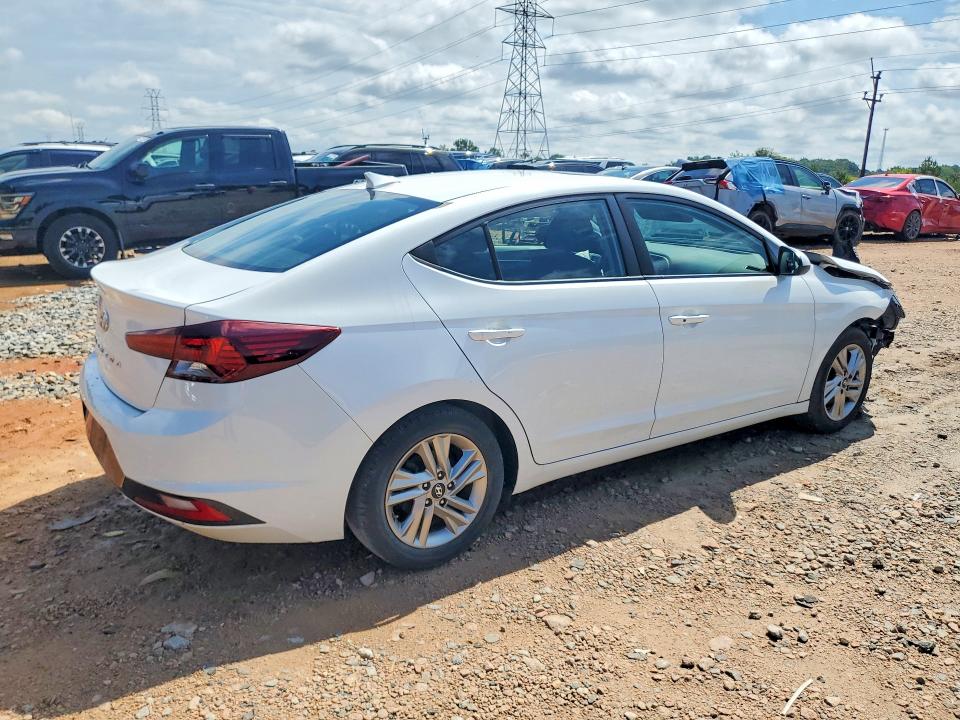 63585546 :رقم المزاد ، 5NPD84LF1KH464292 vin ، 2019 Hyundai Elantra مزاد بيع