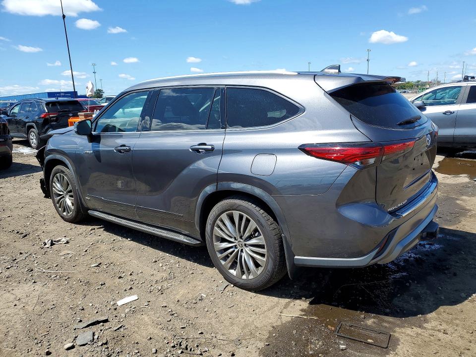 Auction sale of the 2021 Toyota Highlander, vin: 5TDEBRCH0MS049059, lot number: 66341016