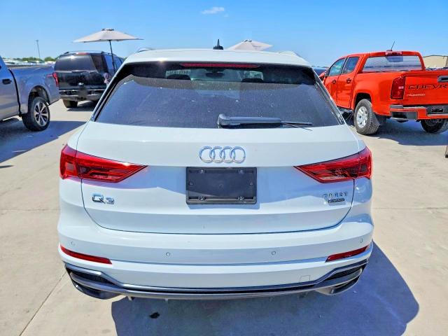 2021 Audi Q3 მანქანა იყიდება აუქციონზე, vin: WA1EECF35M1119389, აუქციონის ნომერი: 64151876