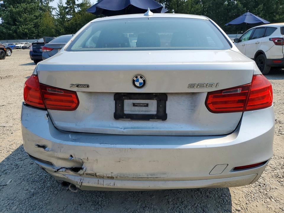 2013 Bmw 328 მანქანა იყიდება აუქციონზე, vin: WBA3B3C55DF540895, აუქციონის ნომერი: 65154786