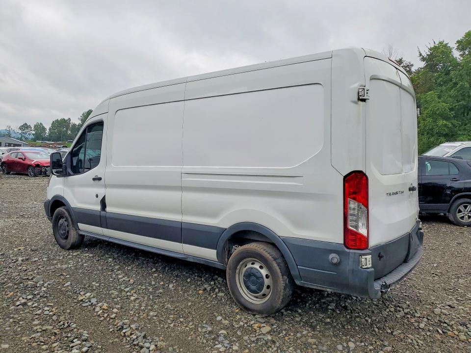 63020046 :رقم المزاد ، 1FTNR2CM4FKA54842 vin ، 2015 Ford Transit مزاد بيع