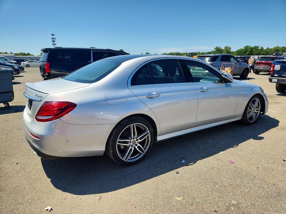Продажа на аукционе авто 2019 Mercedes-benz E, vin: WDDZF4KB2KA558804, номер лота: 63568436