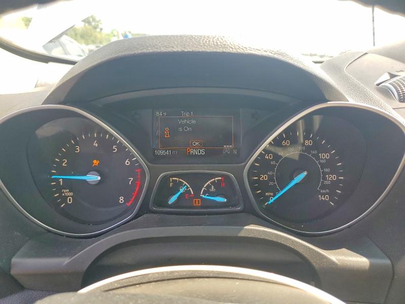 63909236 :رقم المزاد ، 1FMCU0GD2KUA80788 vin ، 2019 Ford Escape مزاد بيع