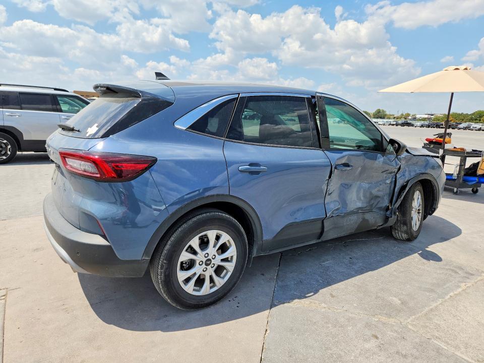 Продажа на аукционе авто 2023 Ford Escape, vin: 1FMCU0GN7PUB47062, номер лота: 66989916