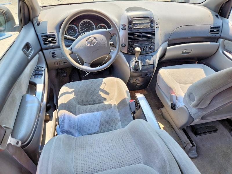64227426 :رقم المزاد ، 5TDZK23C97S042208 vin ، 2007 Toyota Sienna مزاد بيع