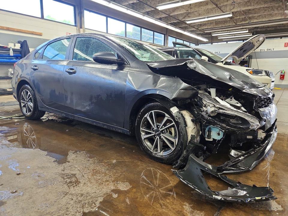 66133886 :رقم المزاد ، 3KPF24AD4PE621613 vin ، 2023 Kia Forte مزاد بيع