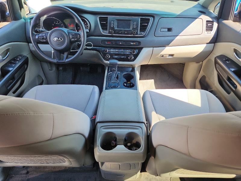 65019226 :رقم المزاد ، KNDMB5C17H6300883 vin ، 2017 Kia Sedona مزاد بيع