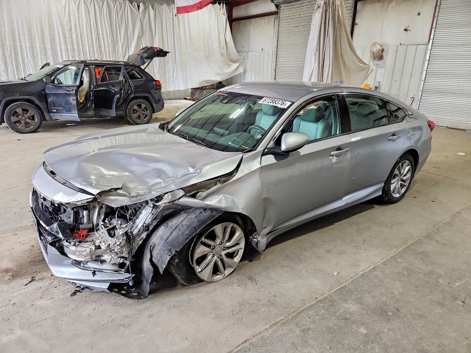 Продажа на аукционе авто 2020 Honda Accord, vin: 1HGCV1F12LA071124, номер лота: 67288376