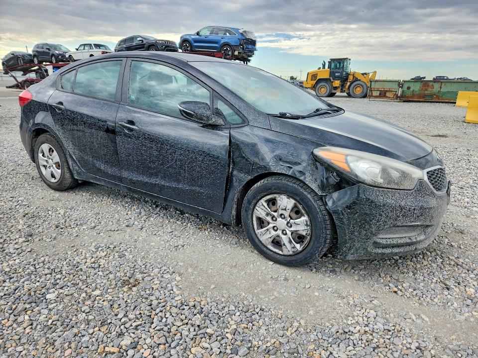 66471766 :رقم المزاد ، KNAFX4A69F5276072 vin ، 2015 Kia Forte مزاد بيع