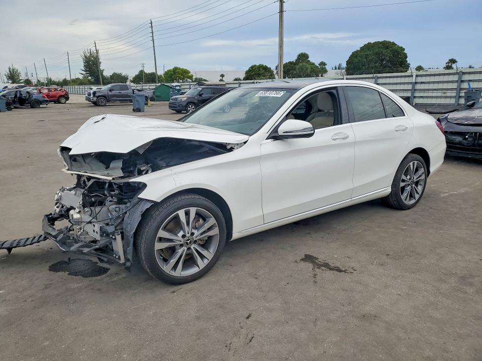 2018 Mercedes-benz C მანქანა იყიდება აუქციონზე, vin: WDDWF4KB9JR323495, აუქციონის ნომერი: 63810766