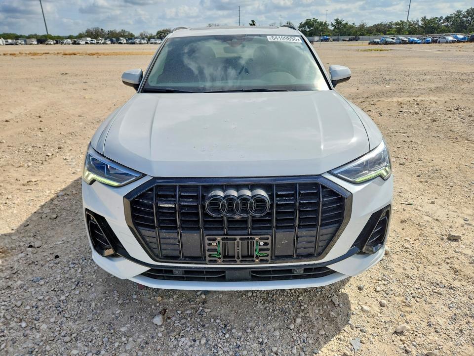 2022 Audi Q3 მანქანა იყიდება აუქციონზე, vin: WA1EECF3XN1004711, აუქციონის ნომერი: 64109696