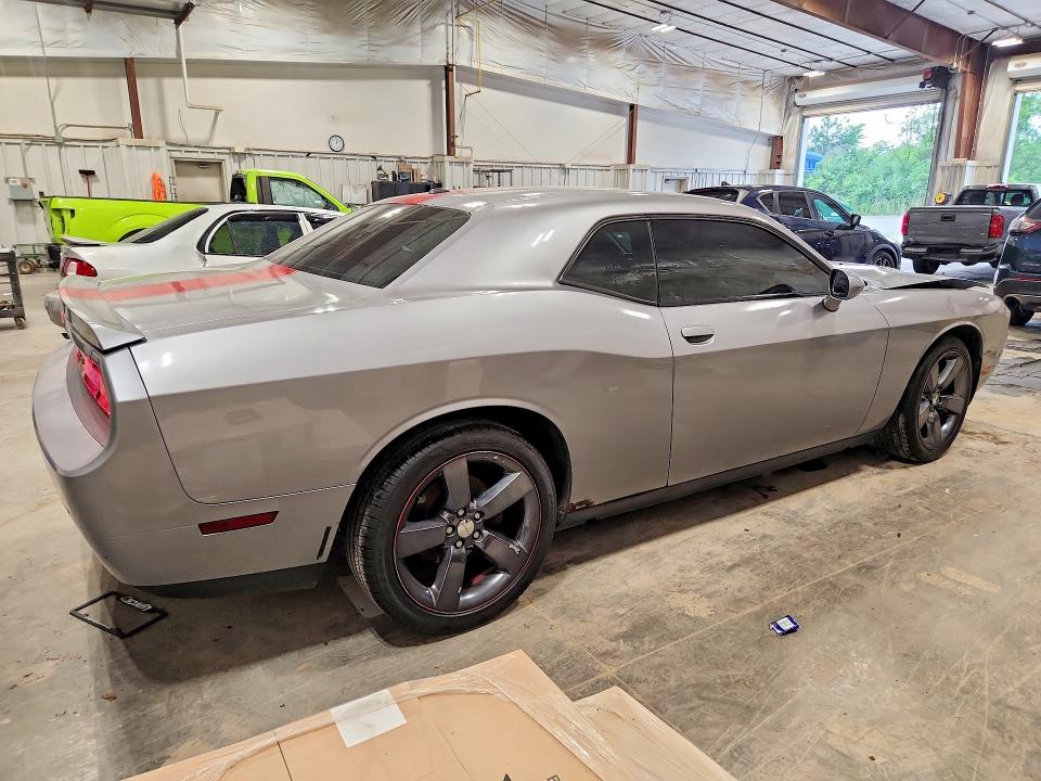 63758236 :رقم المزاد ، 2C3CDYAG1DH670979 vin ، 2013 Dodge Challenger مزاد بيع