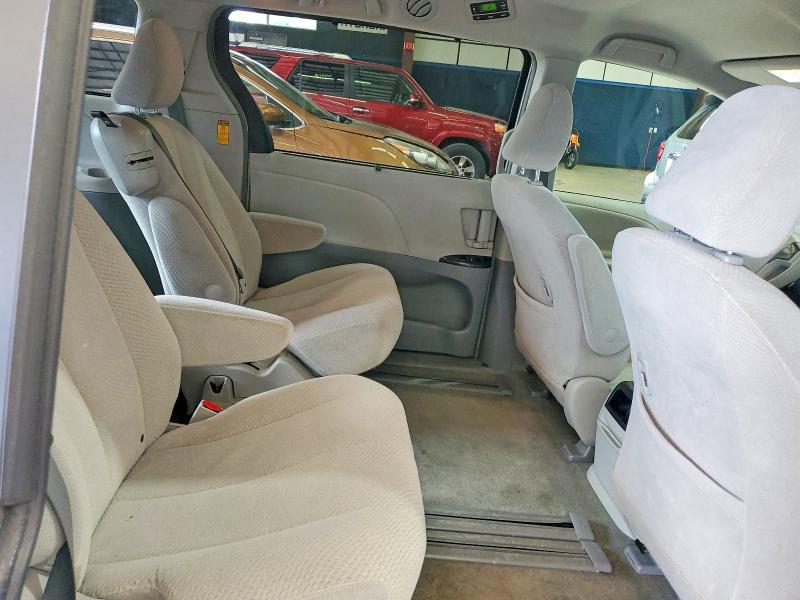 Aukcja sprzedaży 2014 Toyota Sienna, vin: 5TDKK3DC8ES421784, numer aukcji: 64669046