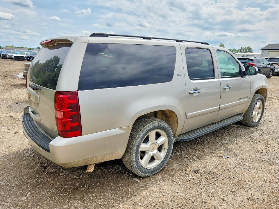 66485796 :رقم المزاد ، 1GNSK5E35BR183226 vin ، 2011 Chevrolet Suburban مزاد بيع