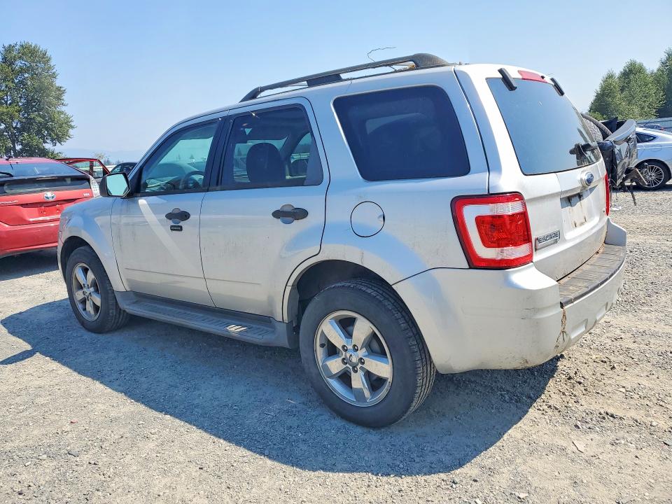 2009 Ford Escape მანქანა იყიდება აუქციონზე, vin: 1FMCU93G49KB03840, აუქციონის ნომერი: 64253006
