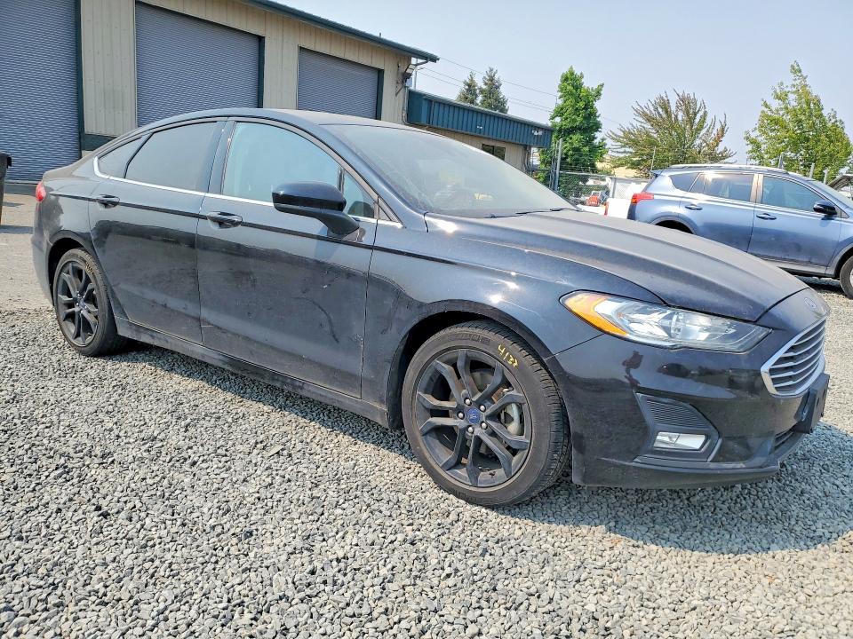 Продажа на аукционе авто 2020 Ford Fusion, vin: 3FA6P0HD1LR113978, номер лота: 63345896