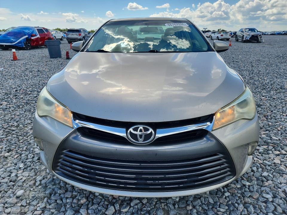 2015 Toyota Camry მანქანა იყიდება აუქციონზე, vin: 4T4BF1FK6FR500656, აუქციონის ნომერი: 66762096