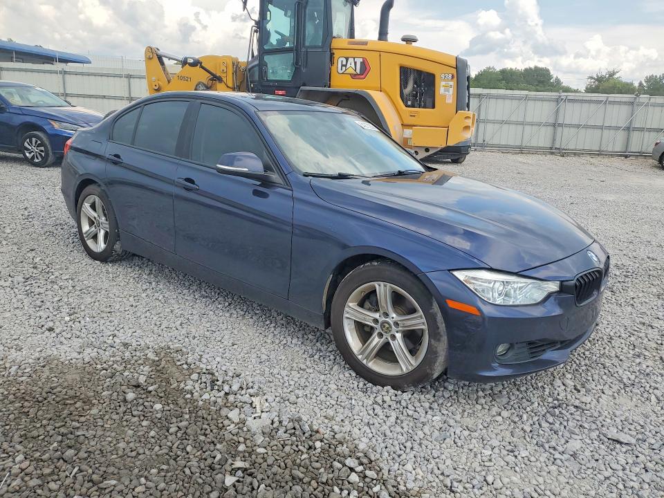 2013 Bmw 328 მანქანა იყიდება აუქციონზე, vin: WBA3A5C53DF355677, აუქციონის ნომერი: 64270236