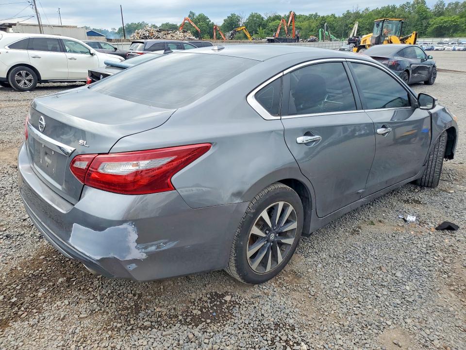 Продаж на аукціоні авто 2018 Nissan Altima, vin: 1N4AL3AP4JC232583, номер лоту: 65694576