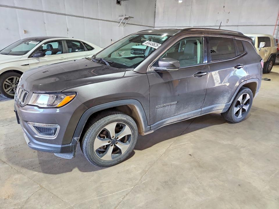 65449626 :رقم المزاد ، 3C4NJDCB6LT185427 vin ، 2020 Jeep Compass مزاد بيع