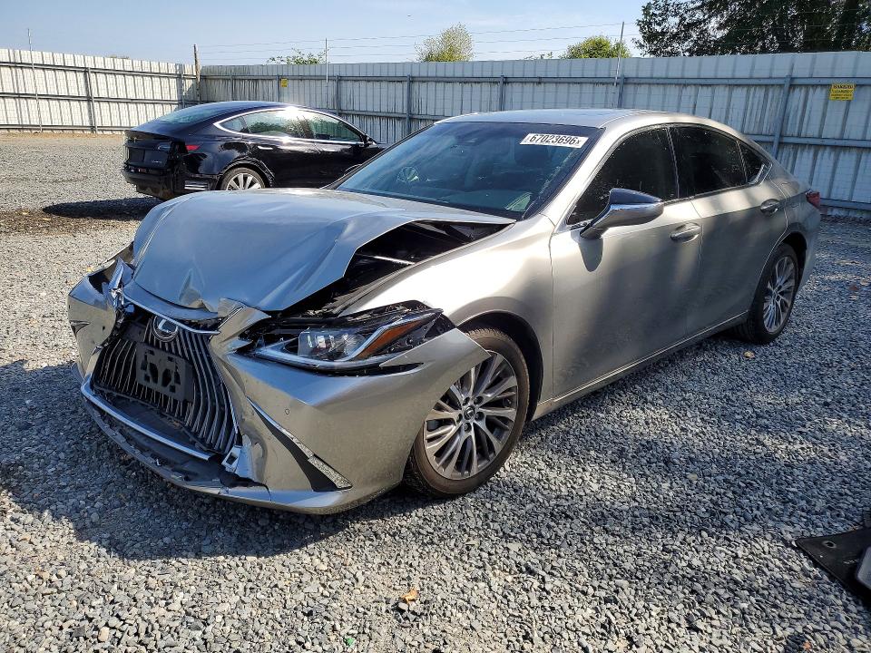 2020 Lexus Es მანქანა იყიდება აუქციონზე, vin: 58ADZ1B14LU066555, აუქციონის ნომერი: 67023696